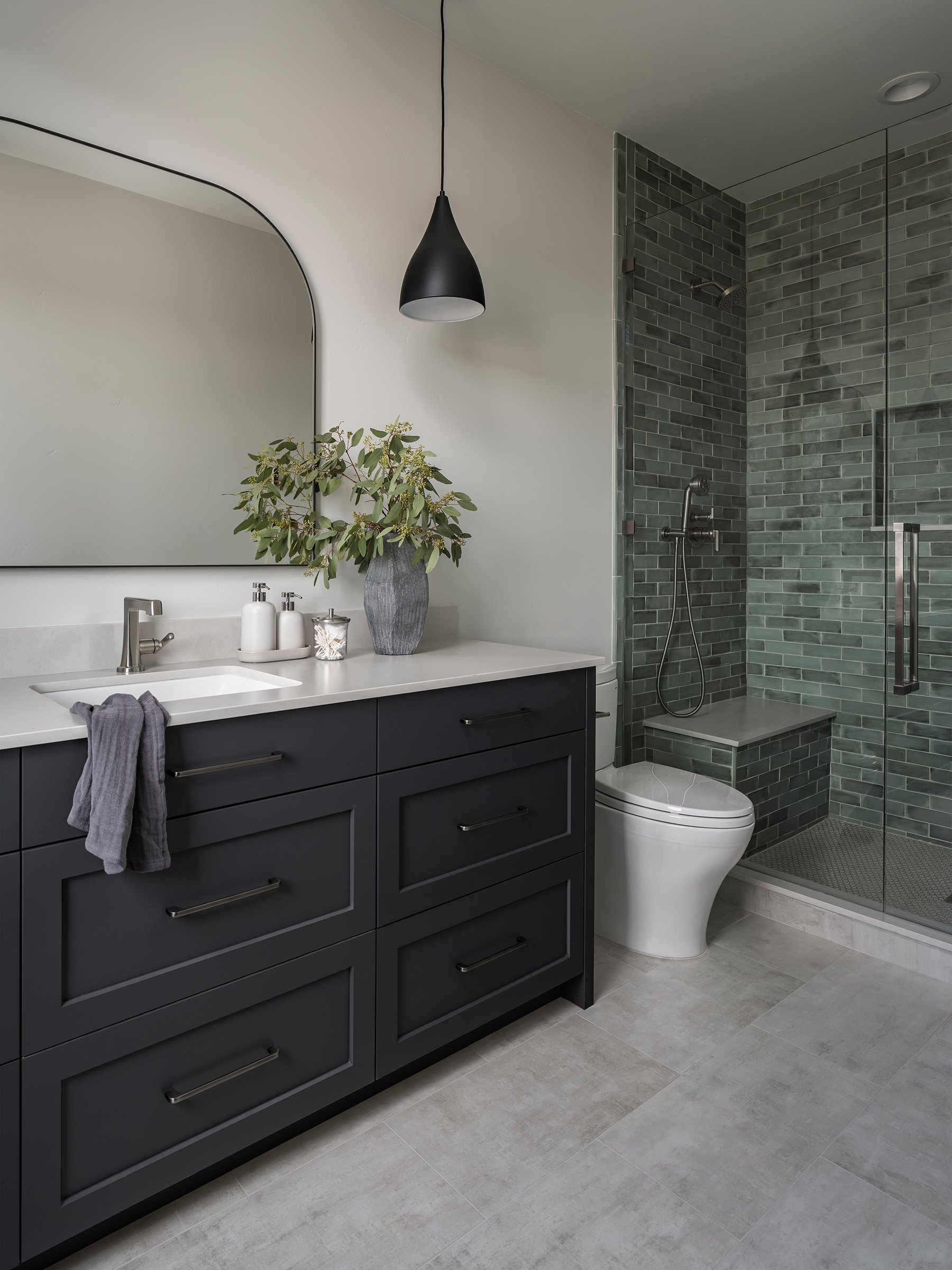 KPD_Red_Knob_Bath_5536SML.jpeg