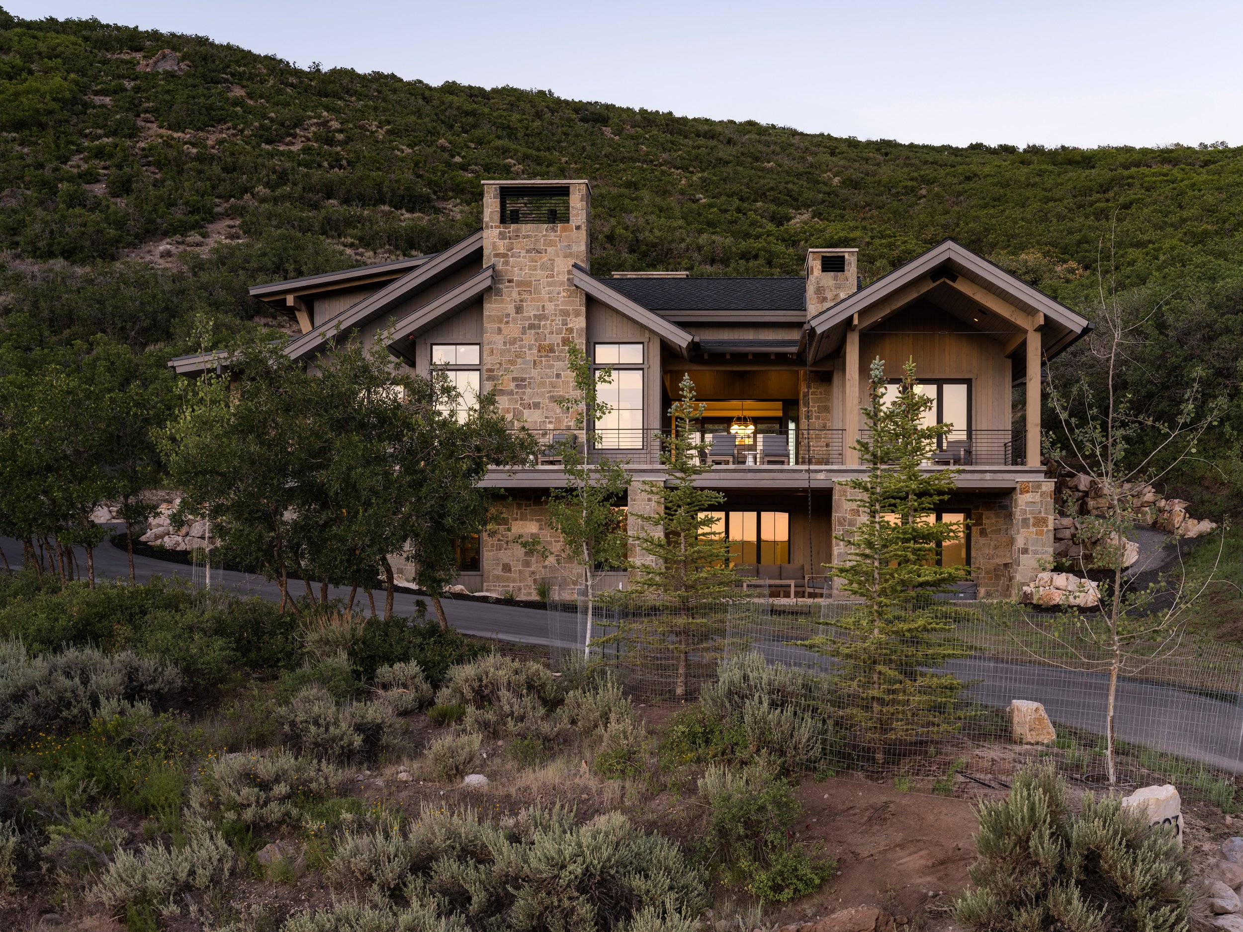 Canyon_Gate_Elevation_3888SML.jpg