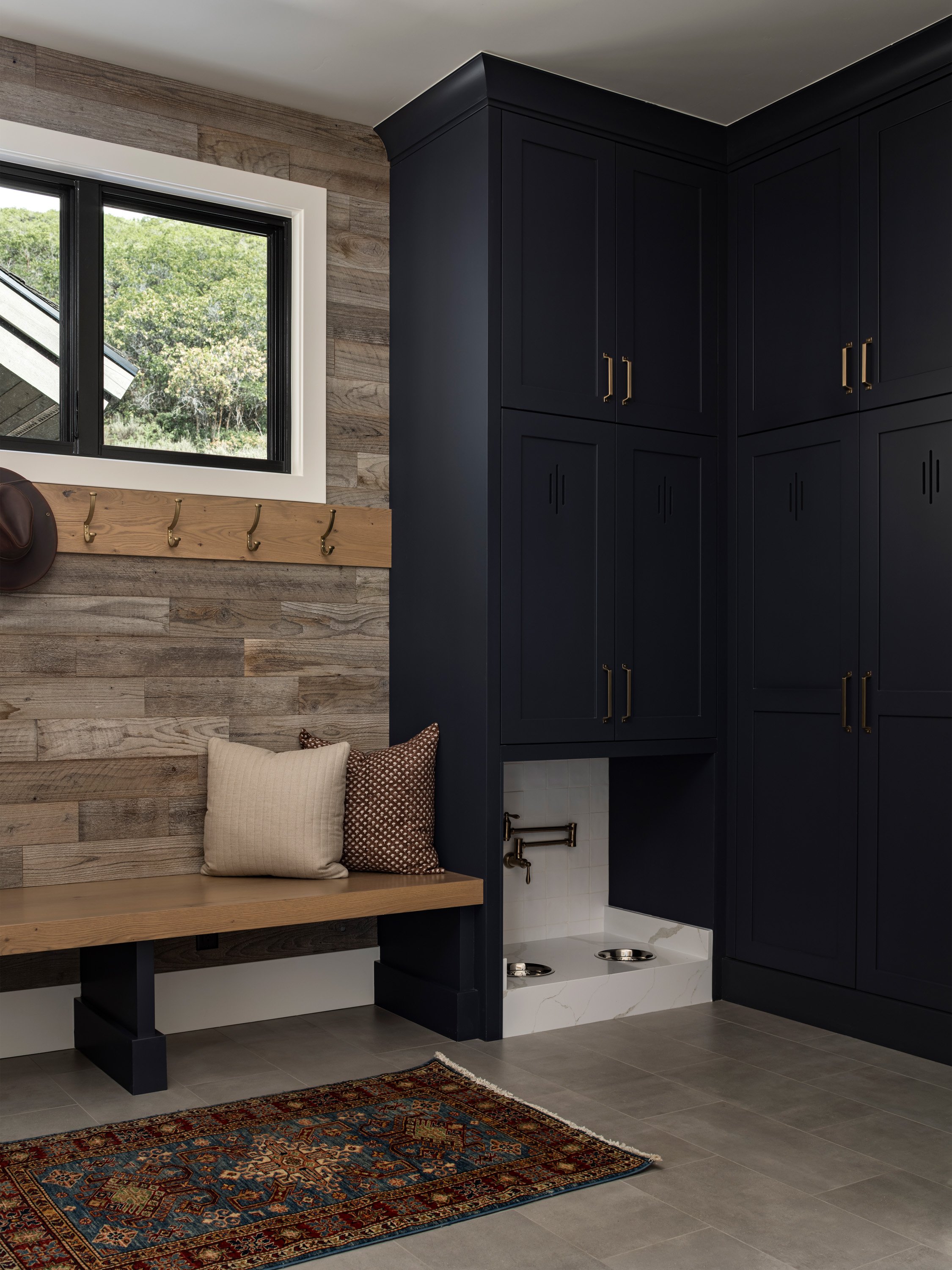 Canyon_Gate_Mudroom_3829SML.jpg