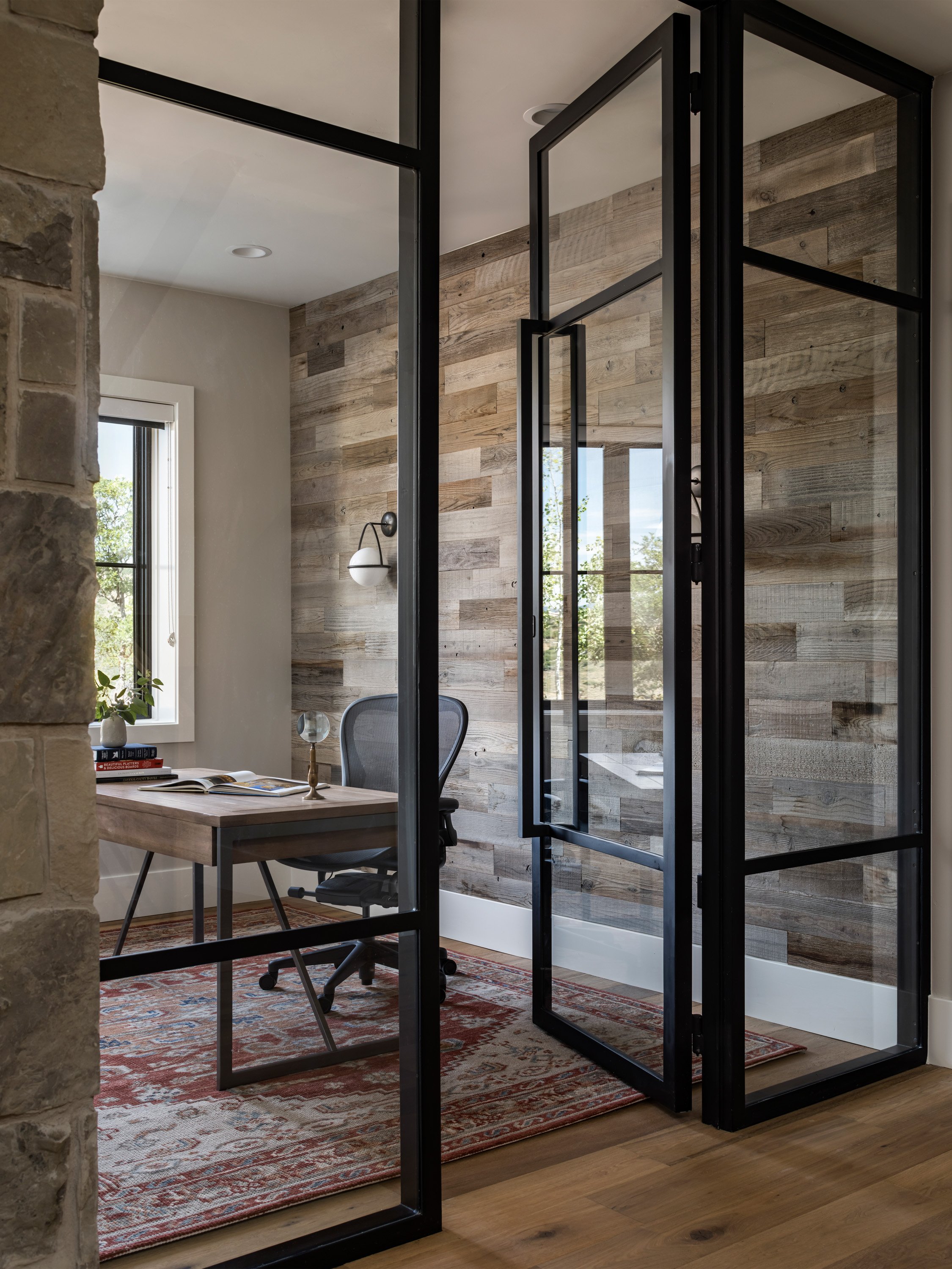 Canyon_Gate_Office_3644SML.jpg
