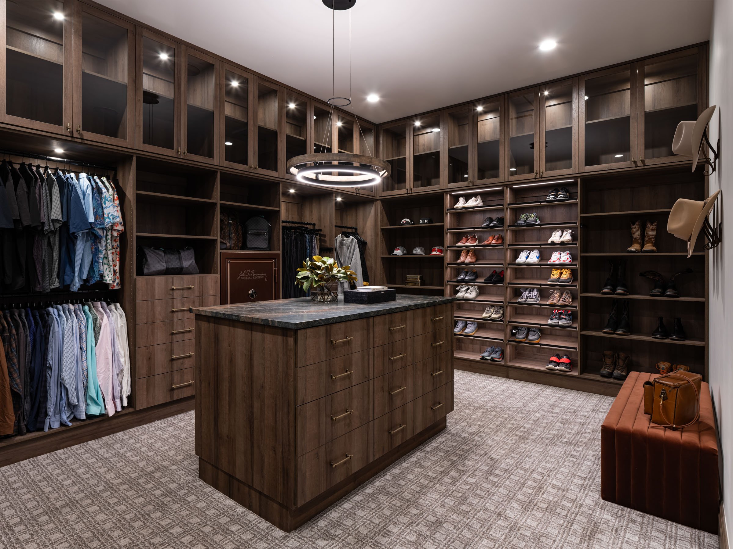 Jensen_PrimaryCloset_2466RR.jpg